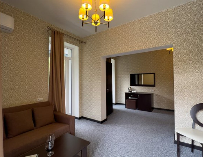 ЛЮКС 2-МЕСТНЫЙ 2-КОМНАТНЫЙ - Отель «Жоэквара» Гагра