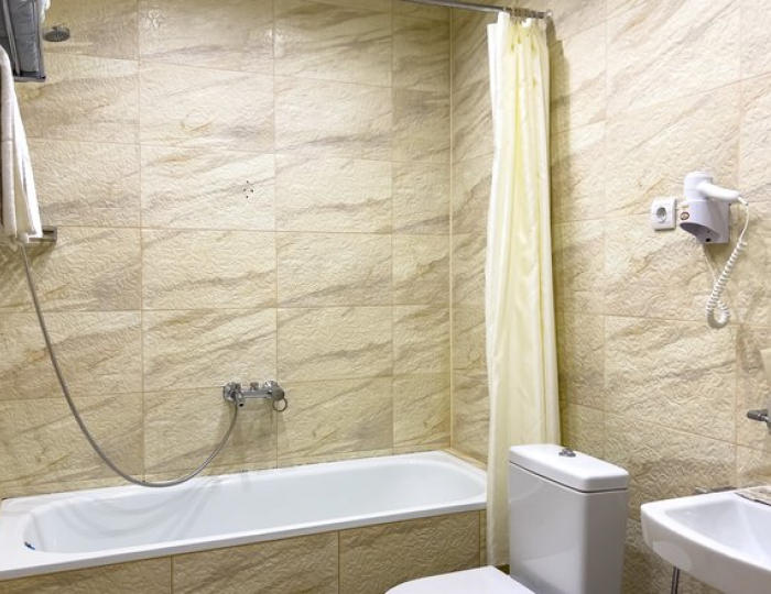 СЕМЕЙНЫЙ 4-МЕСТНЫЙ 3-КОМНАТНЫЙ - Отель «Жоэквара» Гагра