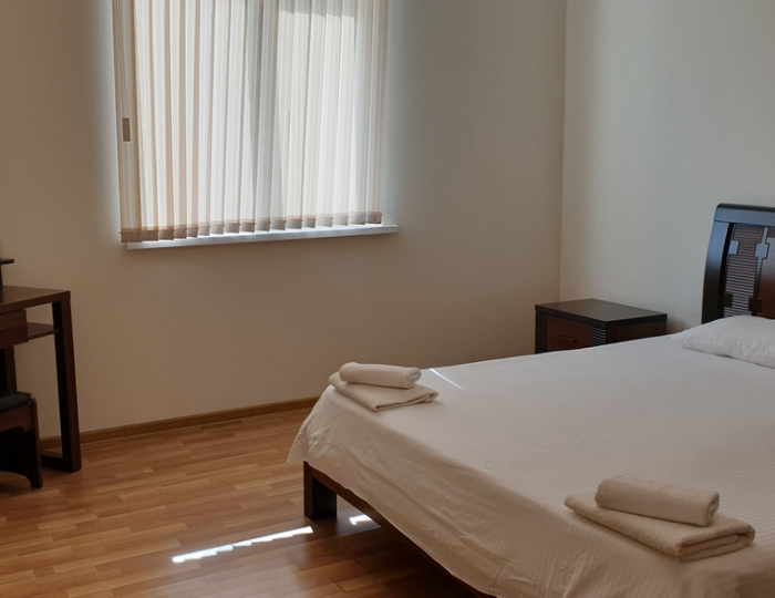 Стандартный 4-местный 2-комнатный с общим балконом корпус 1 Жемчужина - Отель «Жоэквара» Гагра